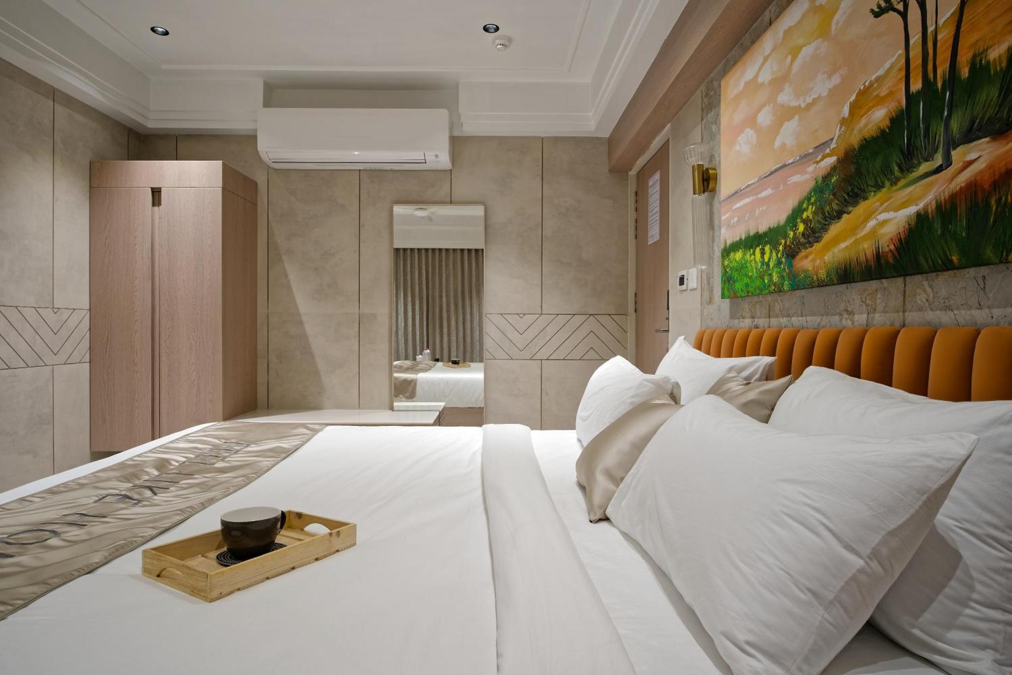 Golden Plaza Hotel Ahmadábád Kültér fotó