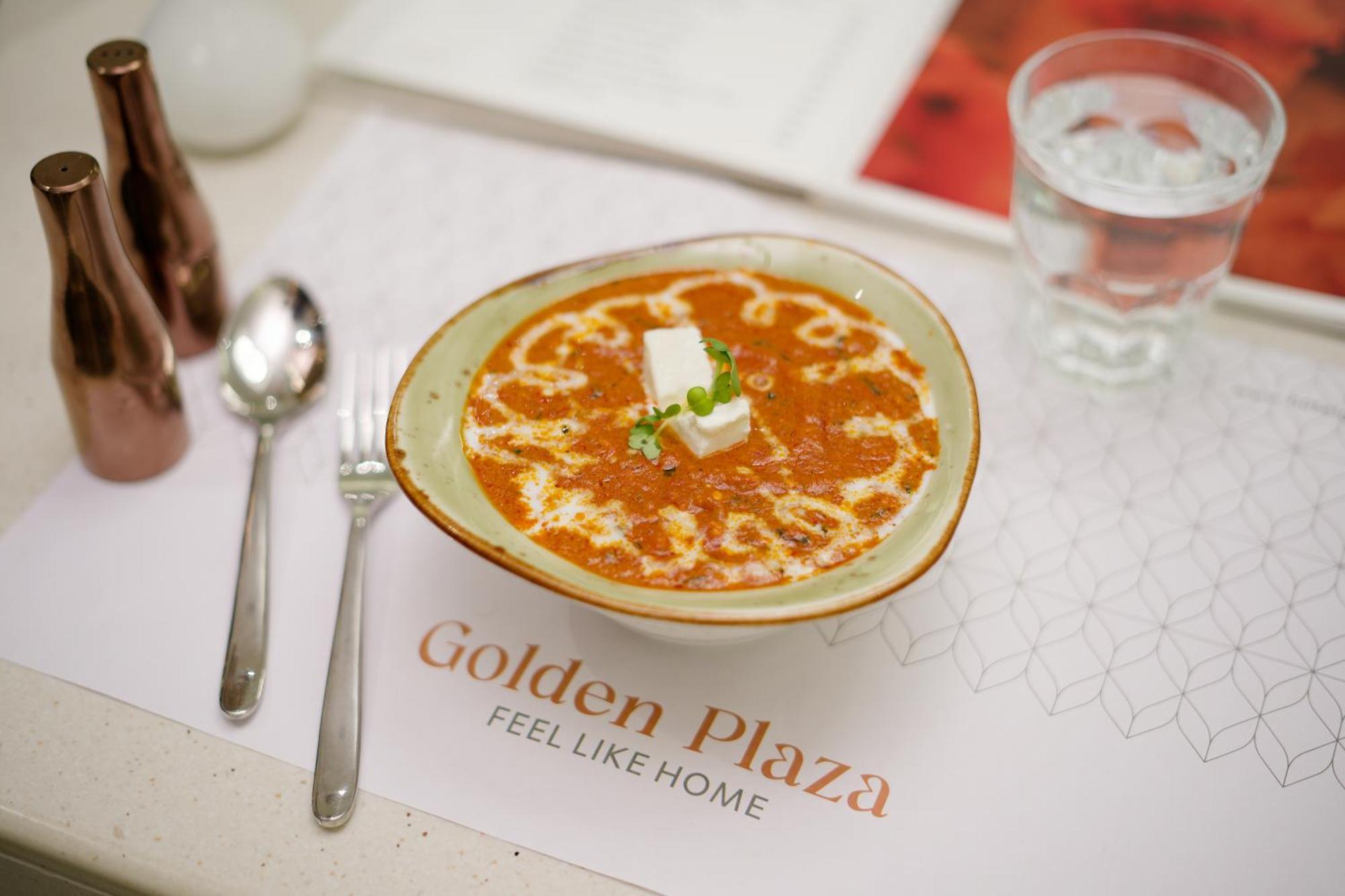 Golden Plaza Hotel Ahmadábád Kültér fotó