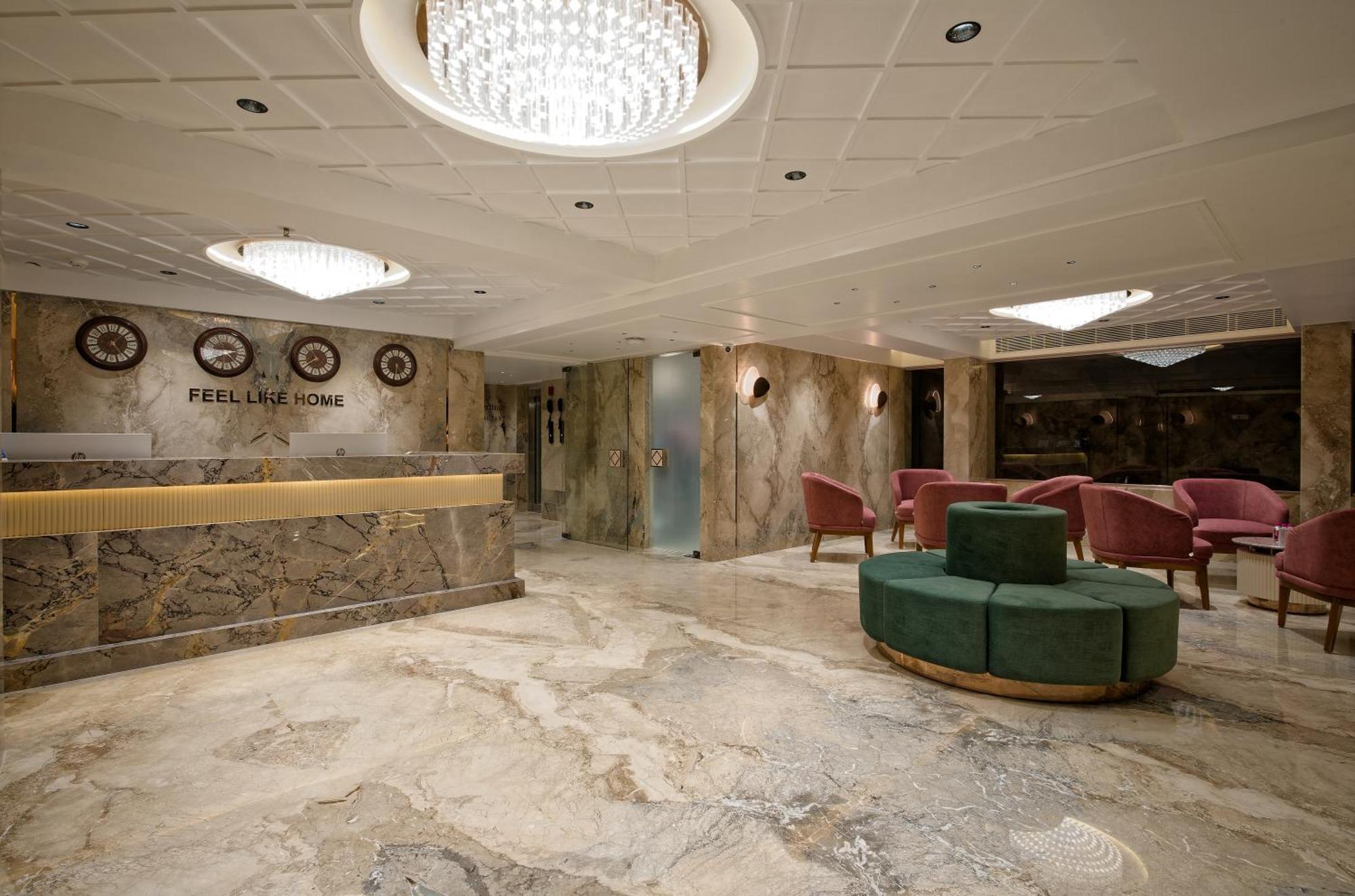 Golden Plaza Hotel Ahmadábád Kültér fotó